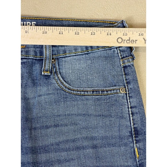 Levi's Jeans Adult 30x32 Blue Signature Straight Leg Distressed Denim Mens - Picture 3 of 13